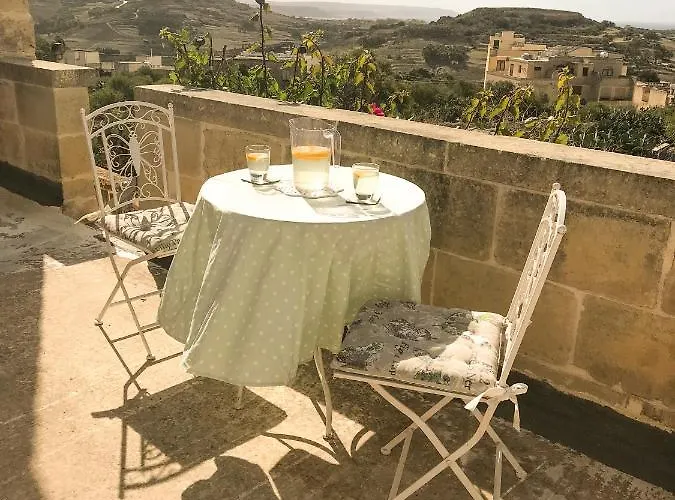 L'gharix Temple Retreat Pansiyon Xagħra