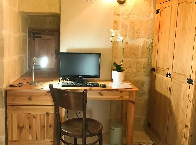 L'gharix Temple Retreat * Xagħra