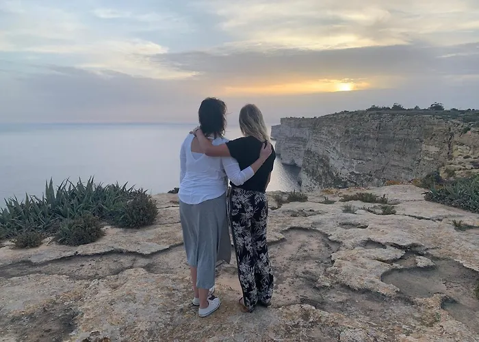 L'gharix Temple Retreat Pansiyon *