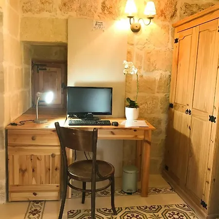 L'gharix Temple Retreat * Xagħra