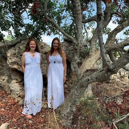 L'gharix Temple Retreat Homestay *