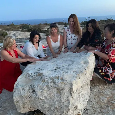 L'gharix Temple Retreat * Xagħra