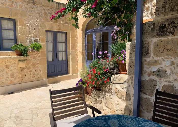 L'gharix Temple Retreat 홈스테이 자프라